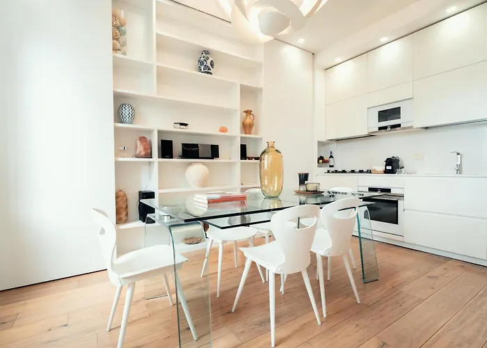 On The Tiber- Luxury House Apartment Rome