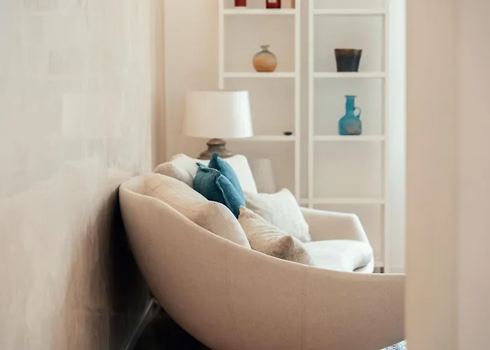 On The Tiber- Luxury House Rome